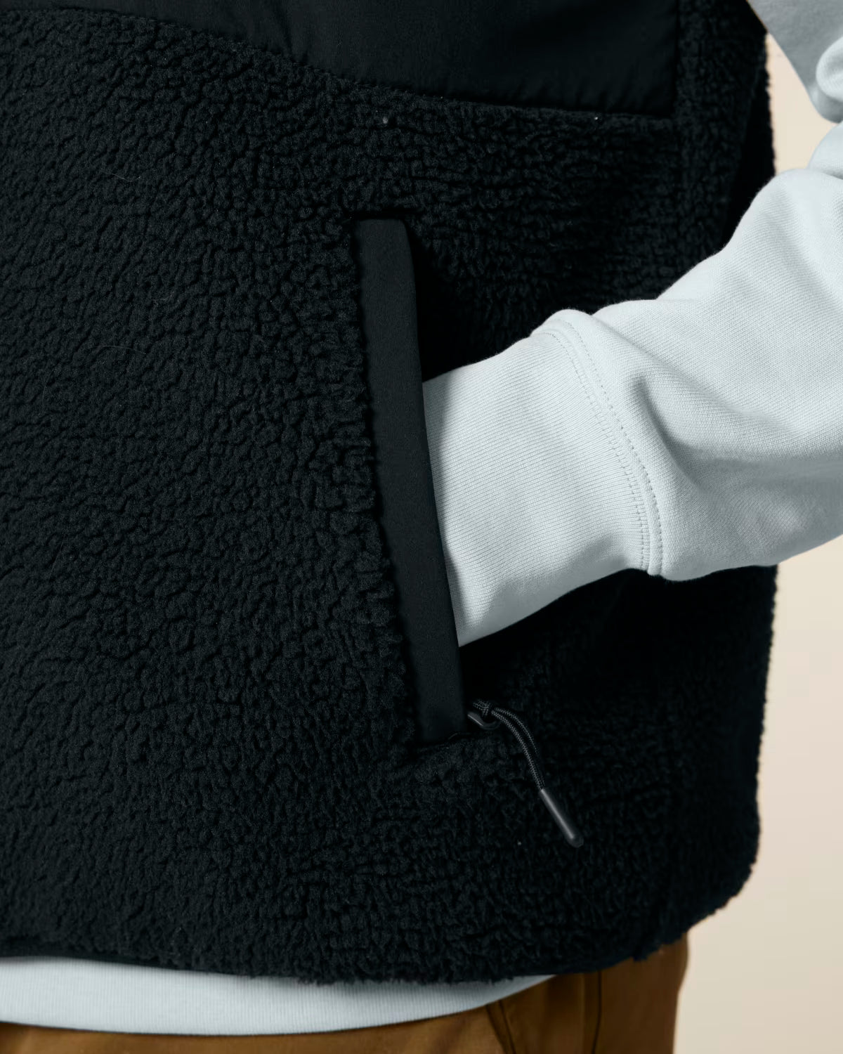 9WERKS Logo Gilet Jacket, black